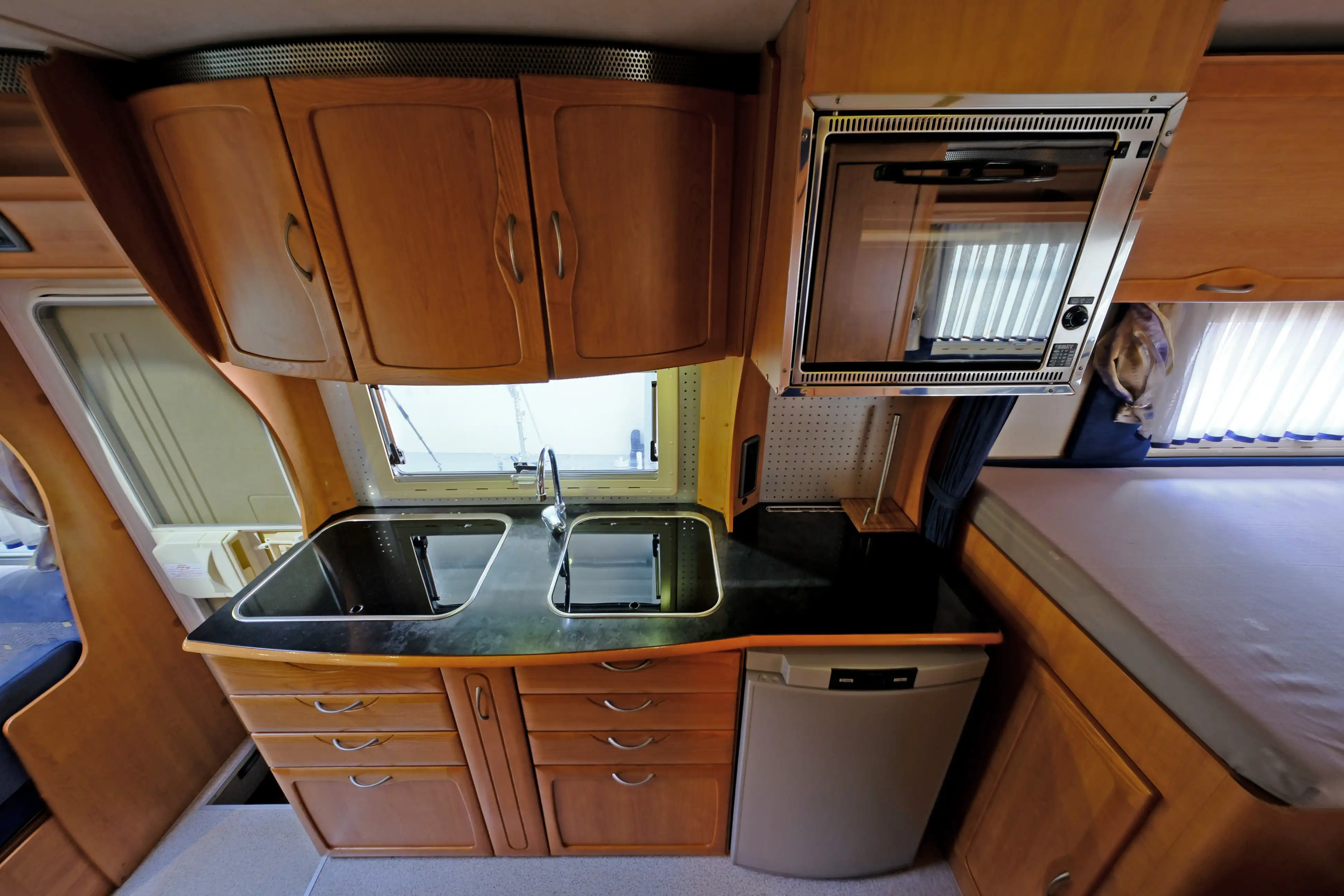 EURAMOBIL I 810 EB - Ansicht 12